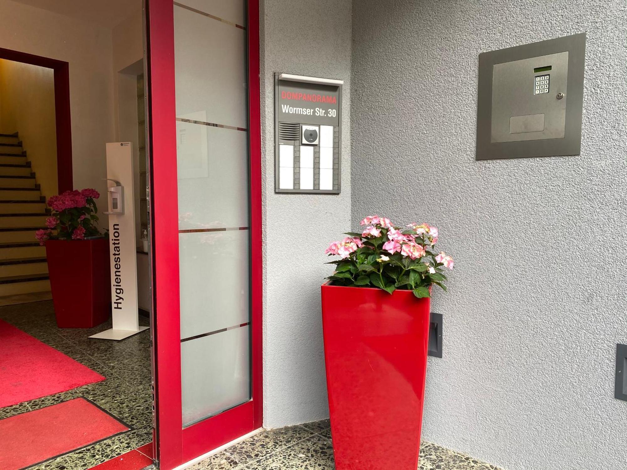Dompanorama Der Weisse Pfau Apartment Fuer 2-4Pers Speyer Exterior foto